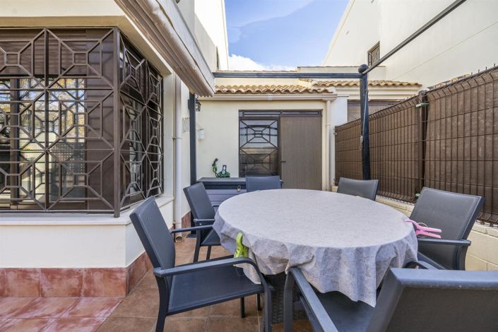 Image No.16-3 Bed Townhouse for sale