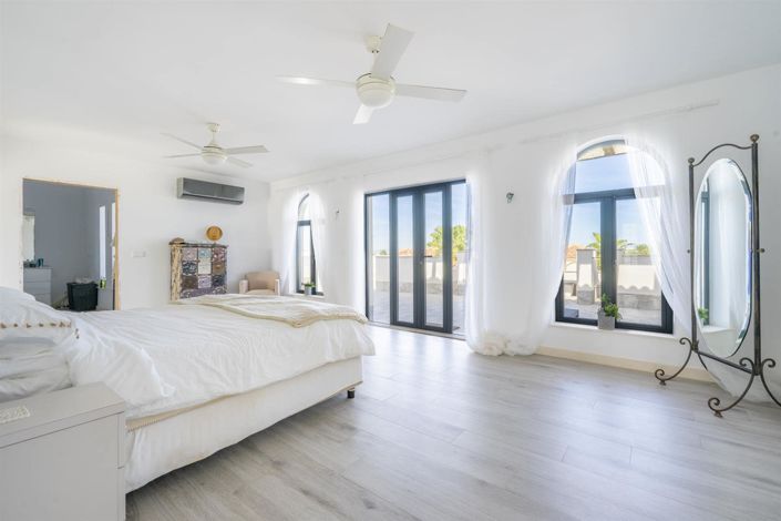 Image No.31-7 Bed Villa for sale