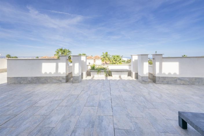 Image No.36-7 Bed Villa for sale