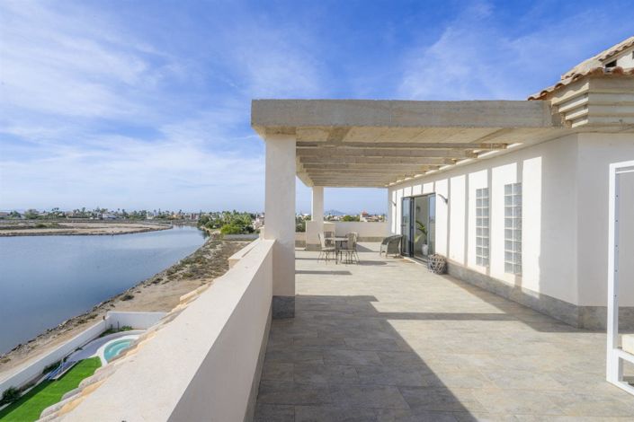 Image No.40-7 Bed Villa for sale