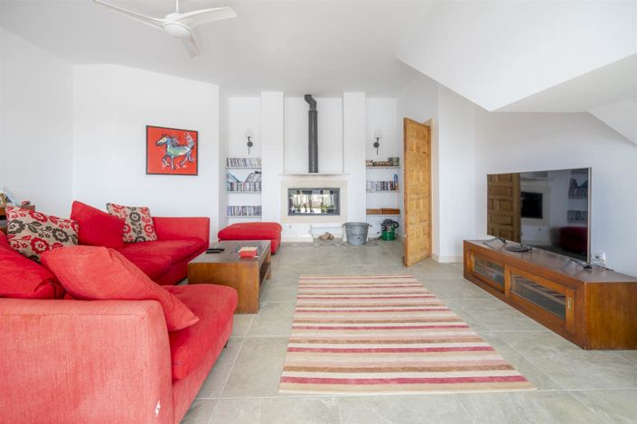 Image No.43-7 Bed Villa for sale