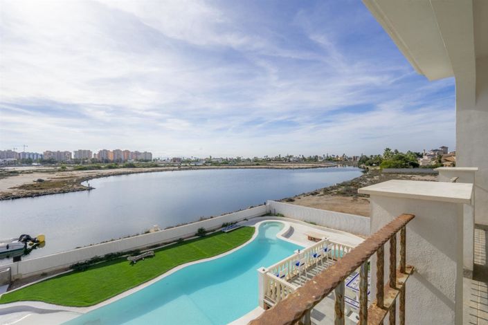 Image No.48-7 Bed Villa for sale