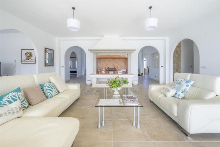 Image No.5-7 Bed Villa for sale