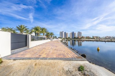 hkrnluqgb0qoq3w7yreosw