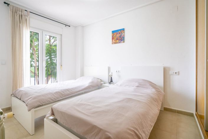 Image No.4-2 Bed Apartment for sale