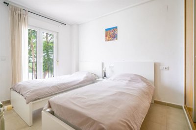 awuhnvrqnectduxwunmlzq