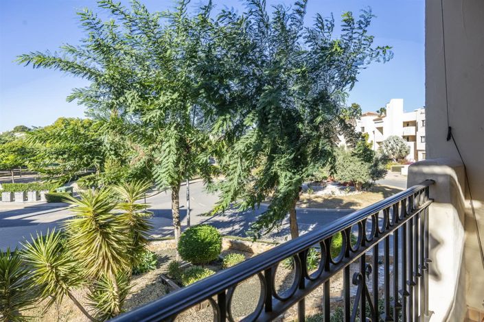 Image No.18-3 Bed Apartment for sale