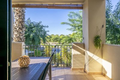 4lj30nr98k6ns2jzpmn6jq