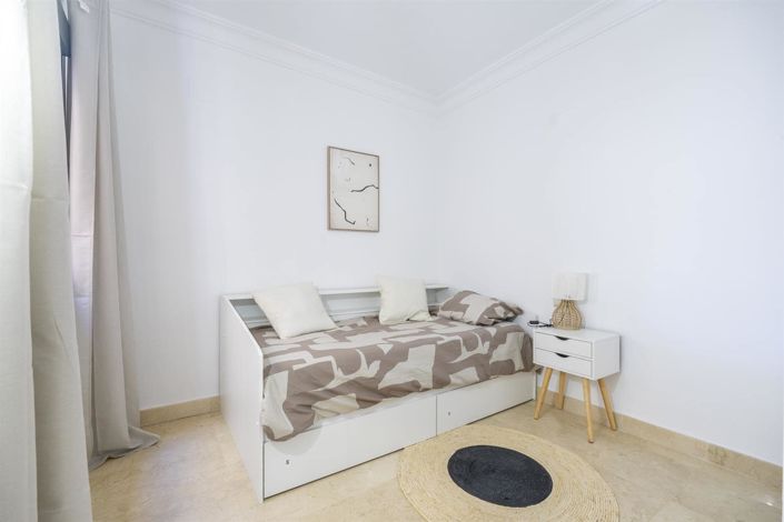 Image No.12-2 Bed Apartment for sale