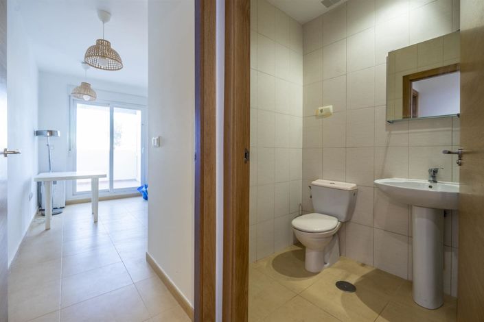 Image No.11-2 Bed Apartment for sale