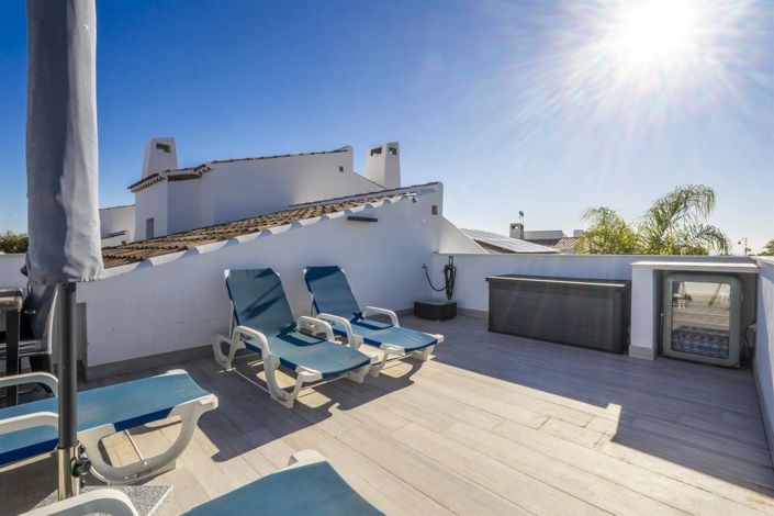 Image No.12-4 Bed Villa for sale