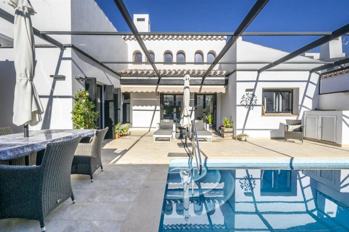 Image No.15-4 Bed Villa for sale