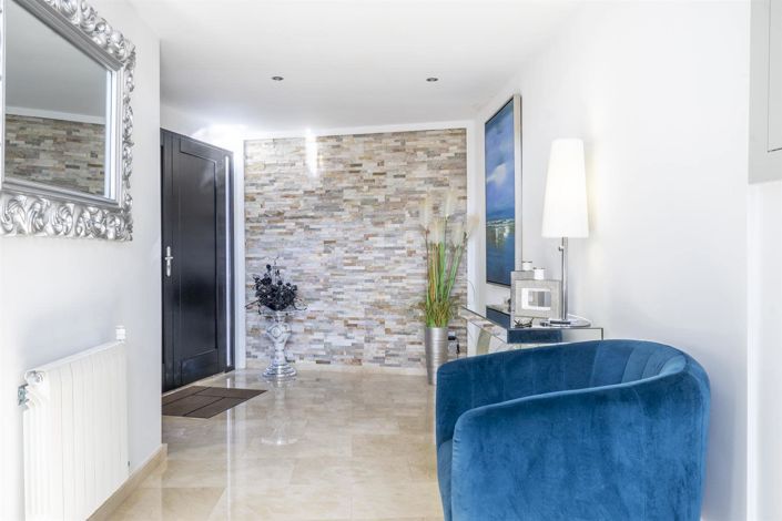 Image No.17-4 Bed Villa for sale