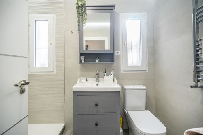 Image No.19-3 Bed Villa for sale