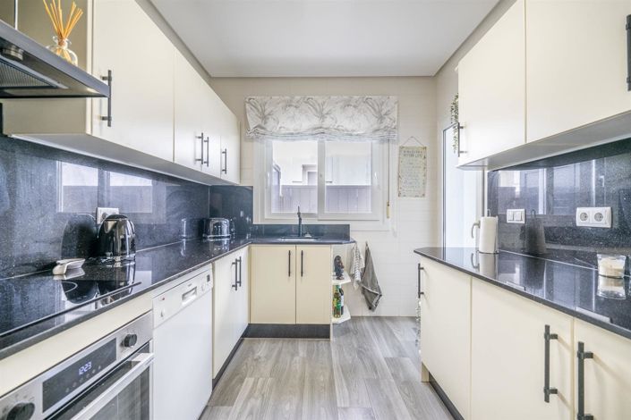 Image No.4-3 Bed Villa for sale