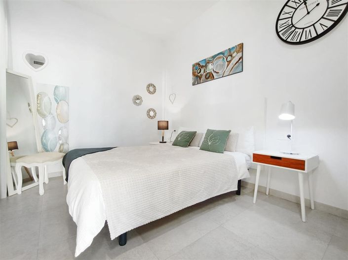 Image No.29-3 Bed Villa for sale