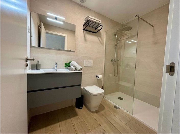 Image No.15-2 Bed Apartment for sale