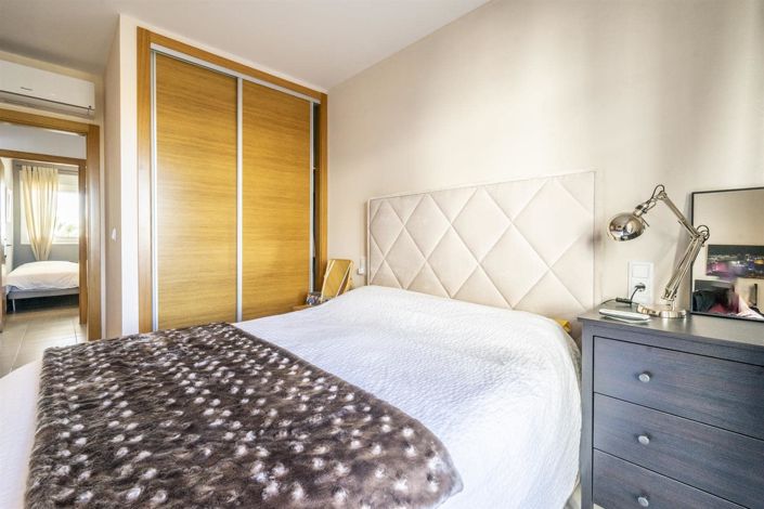 Image No.15-2 Bed Apartment for sale