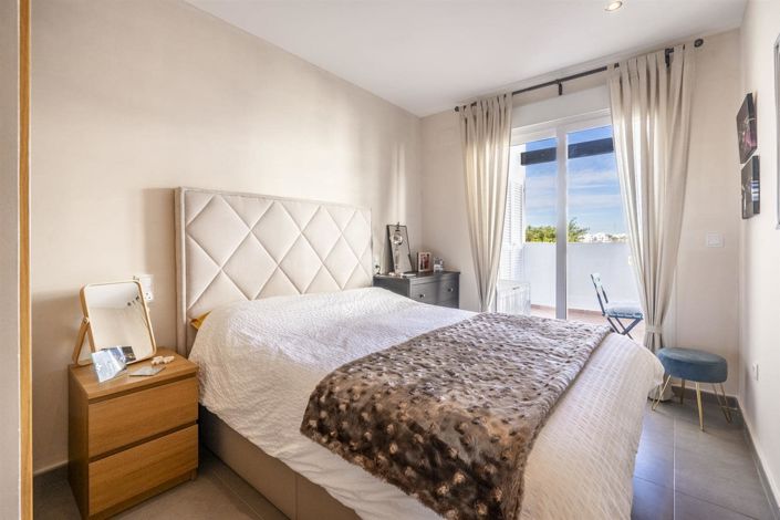 Image No.4-2 Bed Apartment for sale