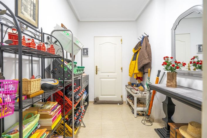 Image No.25-3 Bed Villa for sale