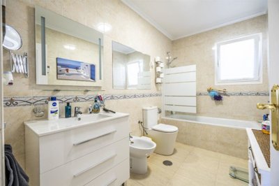 8qcjsh-eqemto7qlfpazfa