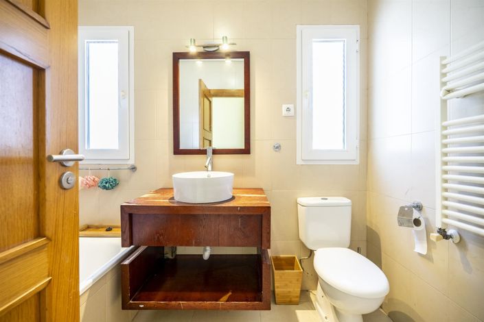 Image No.14-3 Bed Villa for sale