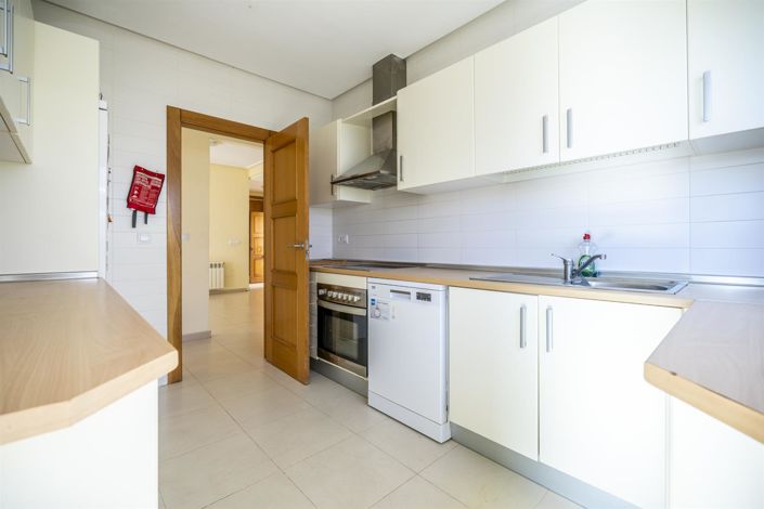 Image No.16-3 Bed Villa for sale