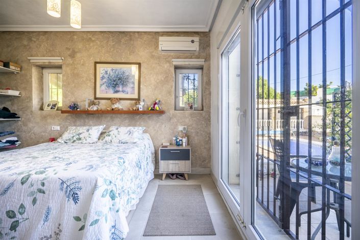 Image No.11-3 Bed Villa for sale