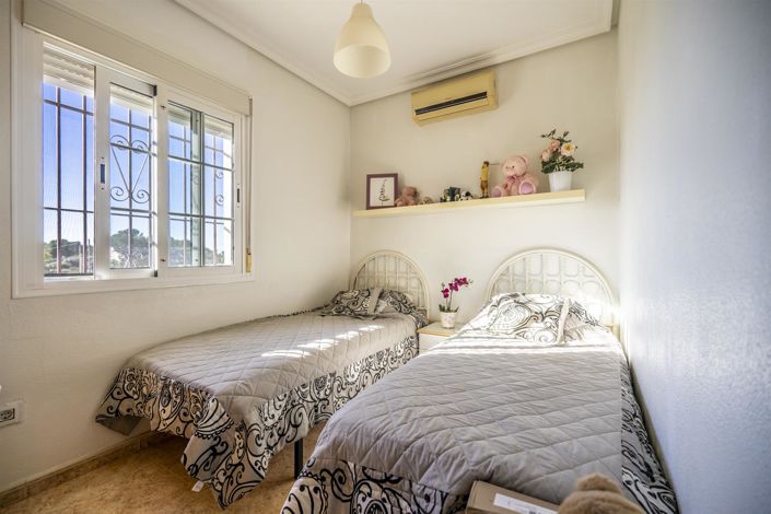 Image No.19-3 Bed Villa for sale