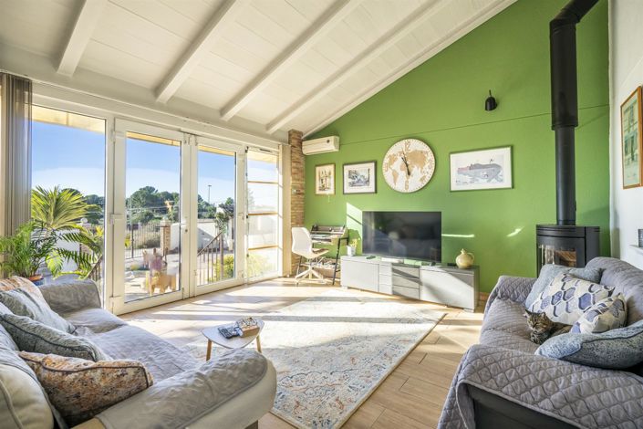 Image No.3-3 Bed Villa for sale