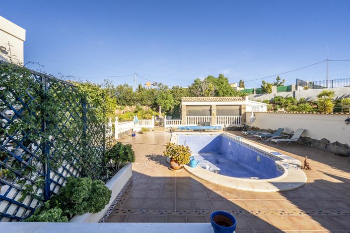 Image No.21-3 Bed Villa for sale