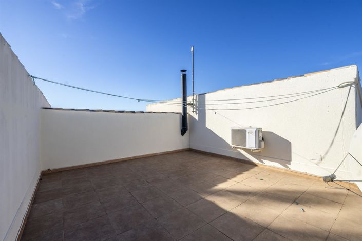 Image No.33-3 Bed Villa for sale