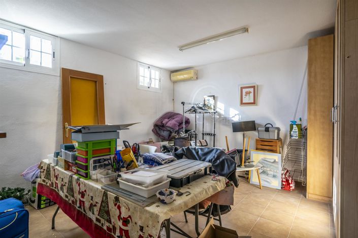 Image No.36-3 Bed Villa for sale