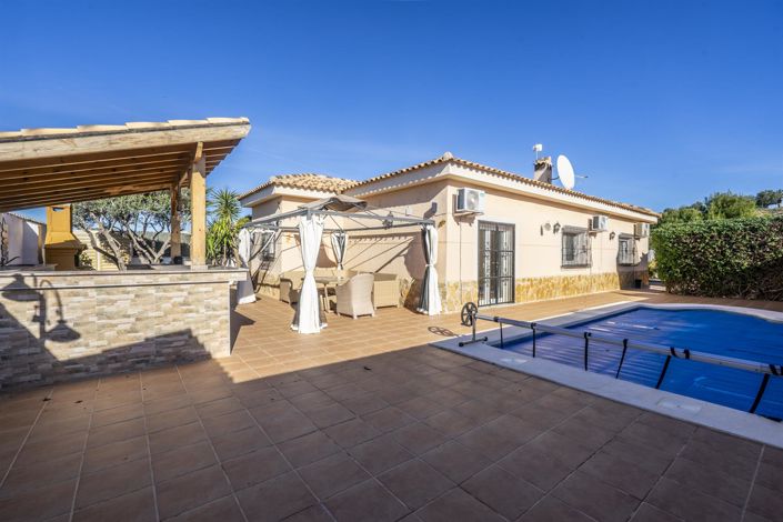 Image No.6-3 Bed Villa for sale