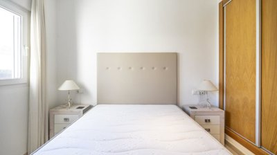 wvgnwvrmdu-zvxkbkzdtbg