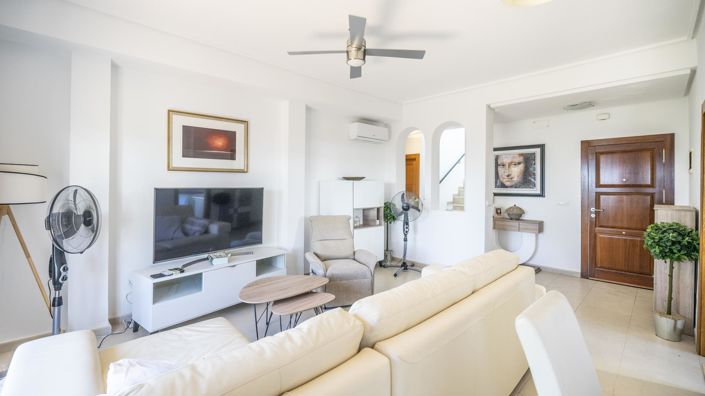 Image No.7-3 Bed Villa for sale