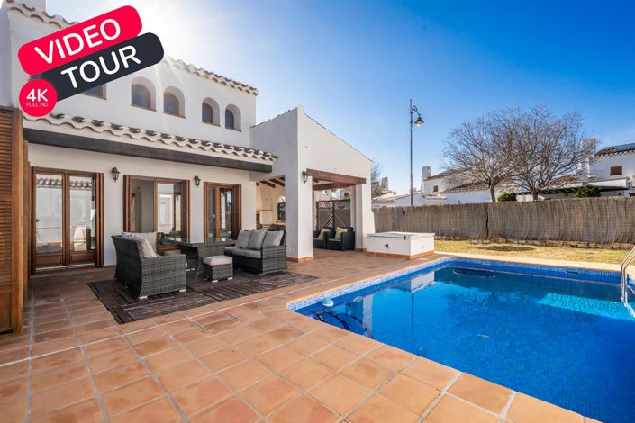 Image No.10-3 Bed Villa for sale