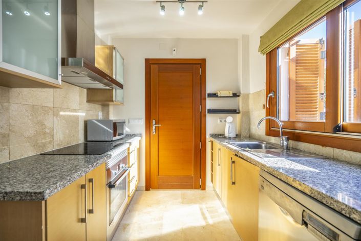 Image No.8-3 Bed Villa for sale