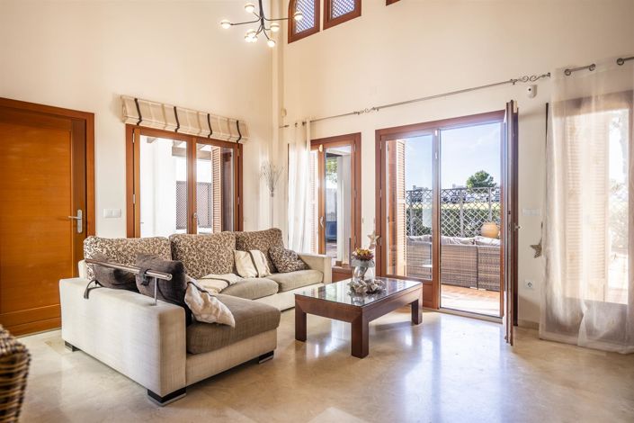 Image No.11-3 Bed Villa for sale