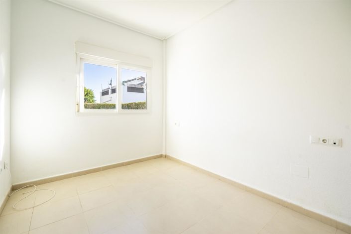 Image No.22-2 Bed Villa for sale