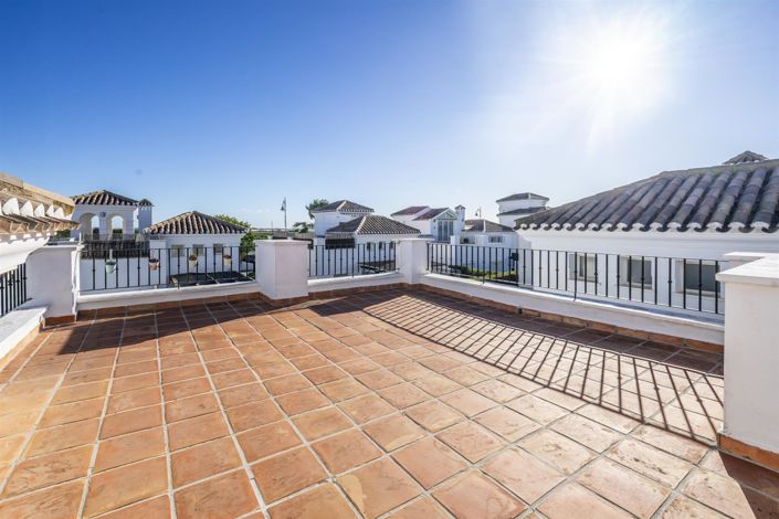 Image No.6-2 Bed Villa for sale