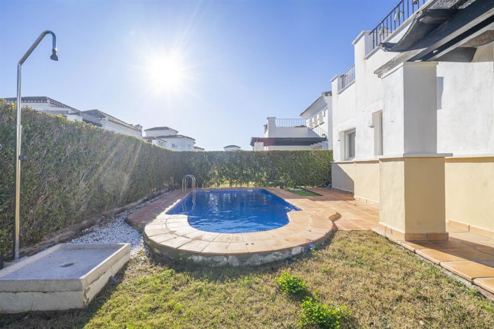 Image No.7-2 Bed Villa for sale