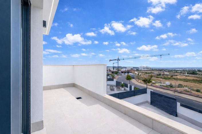 Image No.8-5 Bed Villa for sale