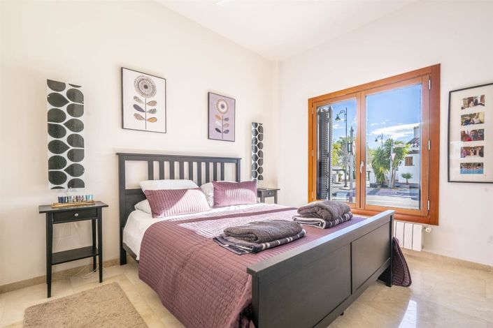 Image No.12-4 Bed Villa for sale