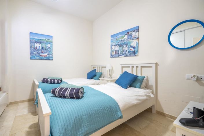 Image No.18-4 Bed Villa for sale