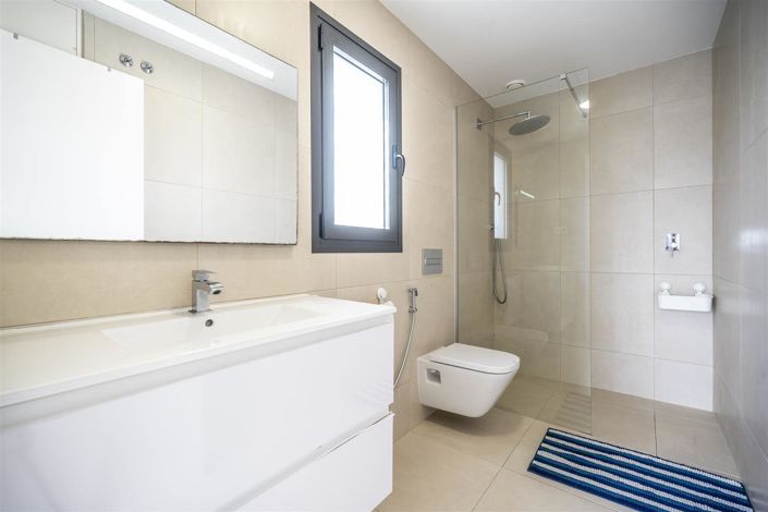 Image No.5-3 Bed Villa for sale