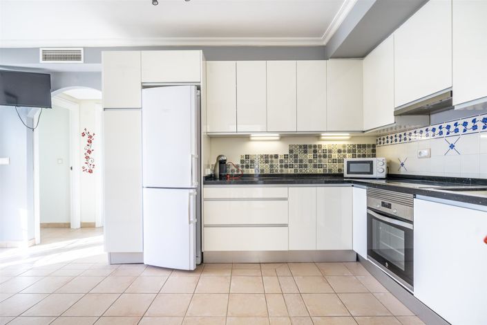 Image No.4-2 Bed Apartment for sale