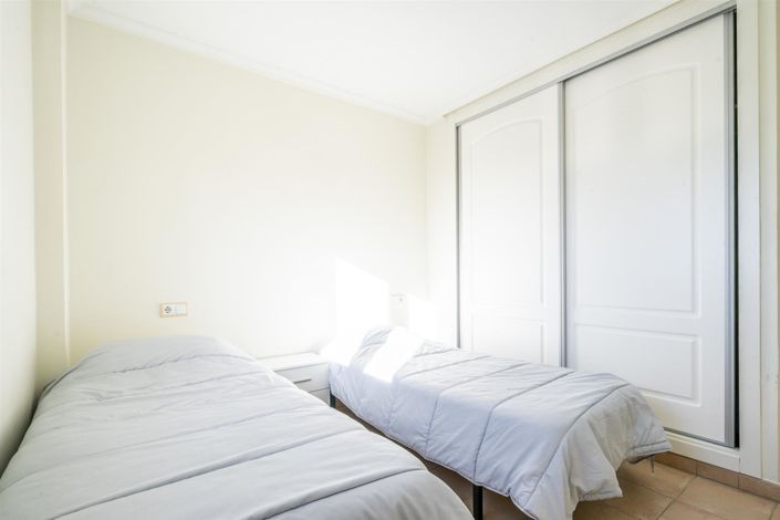 Image No.10-2 Bed Apartment for sale