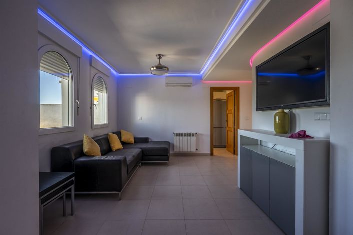 Image No.11-2 Bed Apartment for sale