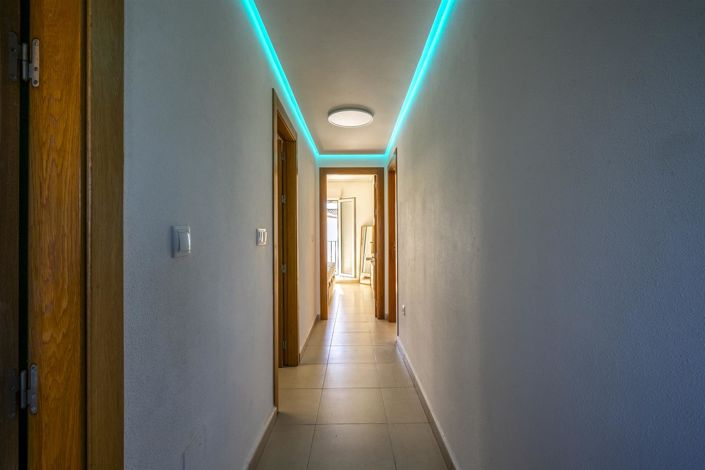 Image No.20-2 Bed Apartment for sale